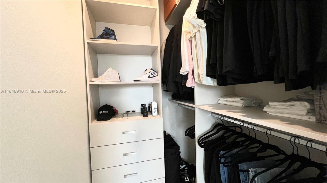 second bedroom walking closet