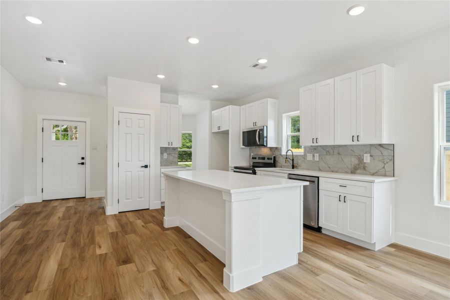 Furnished interior view inside a new home in , Santa Fe (Image 3).