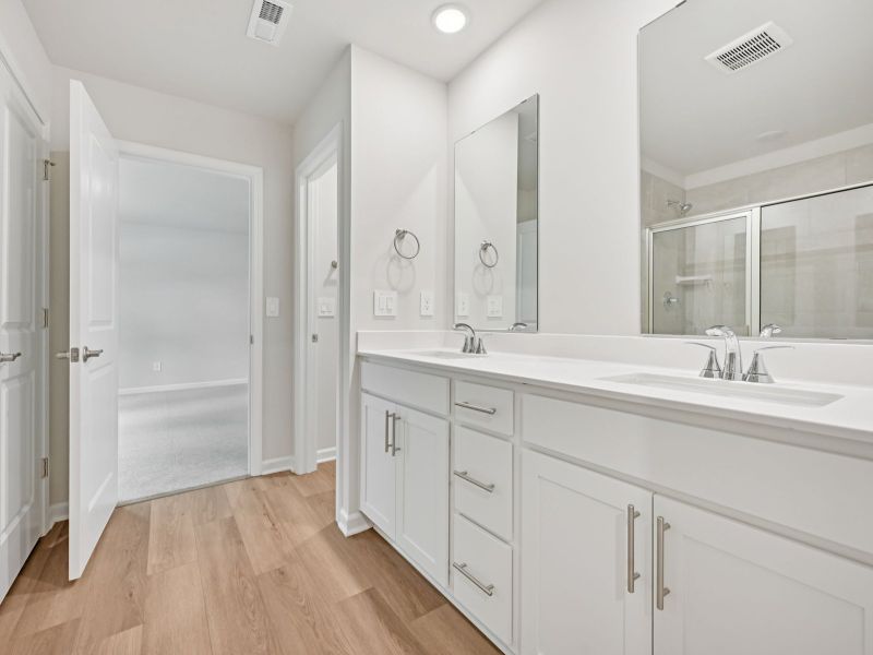 Furnished interior view inside a new home in Avalon Place - Signature Series, Durham (Image 5). Furnished interior view inside a new home in Avalon Place - Signature Series, Durham (Image 5).