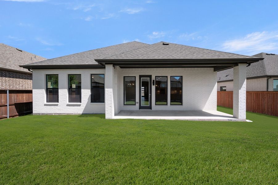 Exterior details and patio area of a home in Bridgewater, Midlothian (Image 20).