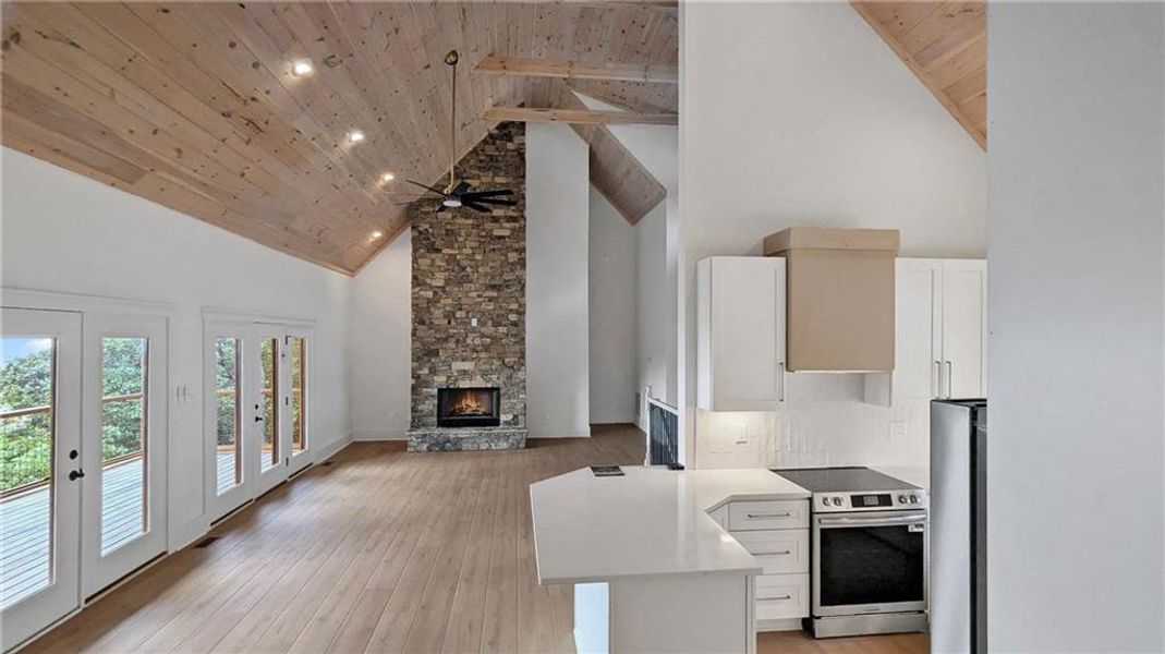 Furnished interior view inside a new home in , Jasper (Image 6).