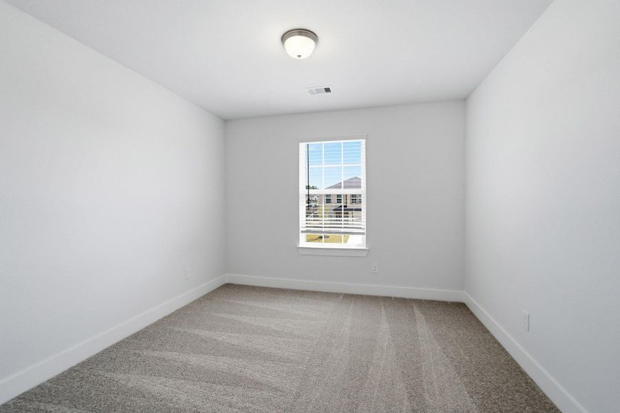 Spacious, unfurnished interior of a new home in Magnolia Springs, Montgomery (Image 17).
