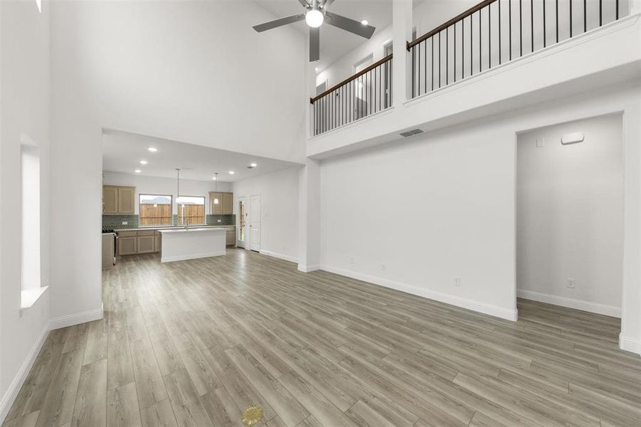 1612GrassyPond_11 1612GrassyPond_11