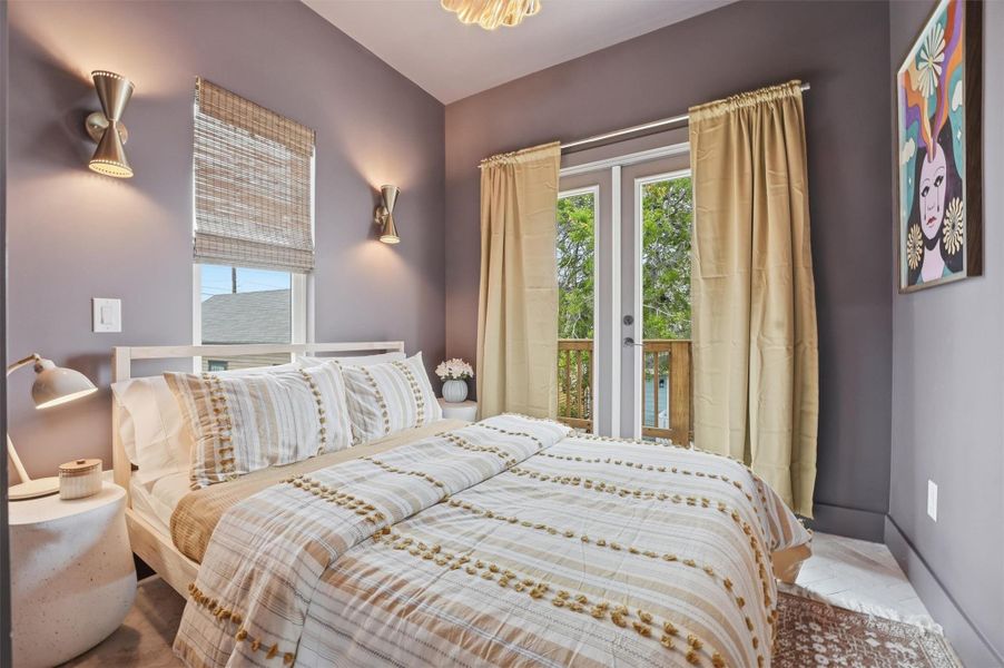 Furnished interior view inside a new home in , Galveston (Image 7).