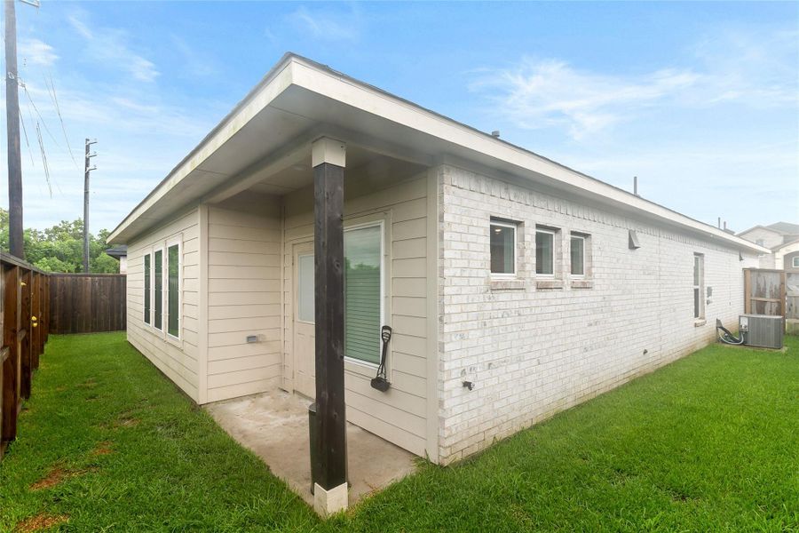 minimal mowing and lawn maintenance