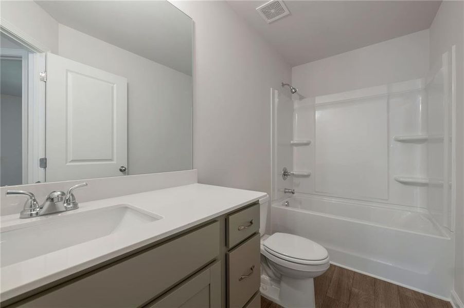 Furnished interior view inside a new home in , Calhoun (Image 5).