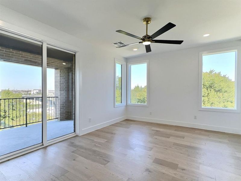 Spacious, unfurnished interior of a new home in , Fort Worth (Image 9). Spacious, unfurnished interior of a new home in , Fort Worth (Image 9).