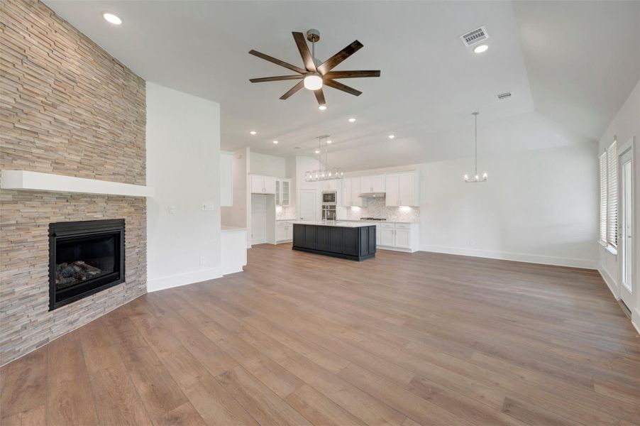Spacious, unfurnished interior of a new home in The Oaks on 6th Street, Magnolia (Image 21). Spacious, unfurnished interior of a new home in The Oaks on 6th Street, Magnolia (Image 21).