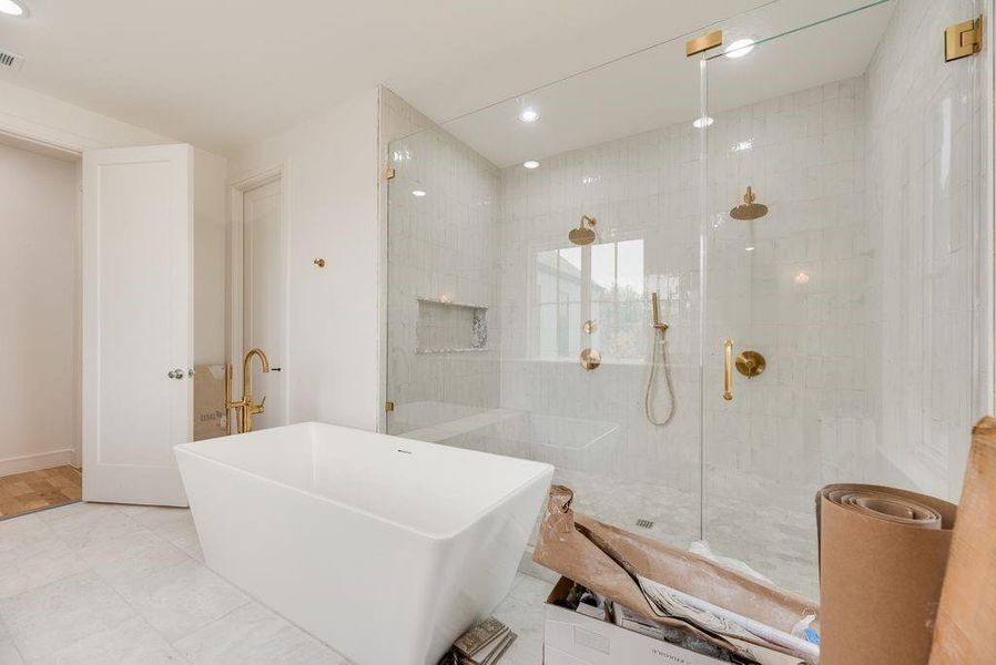 Furnished interior view inside a new home in , Dallas (Image 5).