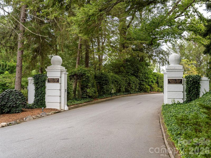 Image 41 of a home in .