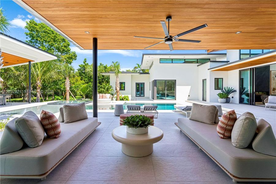Exterior details and patio area of a home in , Pinecrest (Image 24).