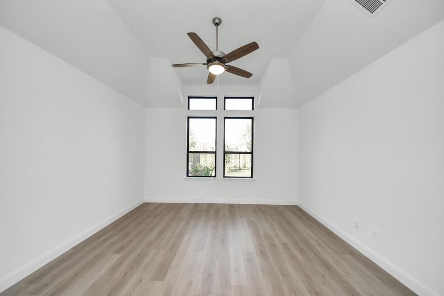 Spacious, unfurnished interior of a new home in , Katy (Image 37). Spacious, unfurnished interior of a new home in , Katy (Image 37).