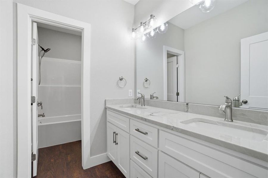 Furnished interior view inside a new home in , Abilene (Image 14).