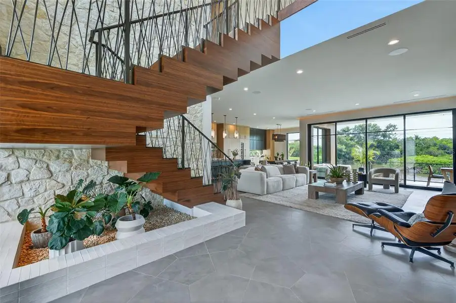 Community amenities in , St. Petersburg (Image 55).