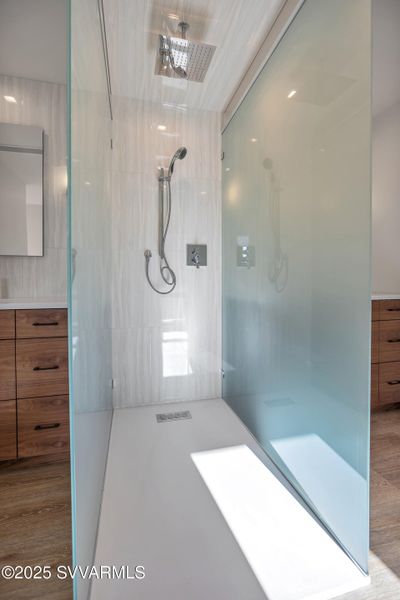 900UIG - 1900 900UIG - 1900