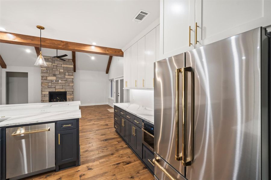 Furnished interior view inside a new home in , Willis (Image 6).