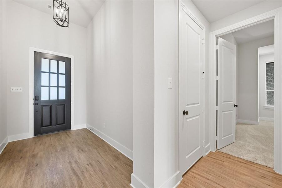 Spacious, unfurnished interior of a new home in Canyon Creek Estates, Sherman (Image 14). Spacious, unfurnished interior of a new home in Canyon Creek Estates, Sherman (Image 14).