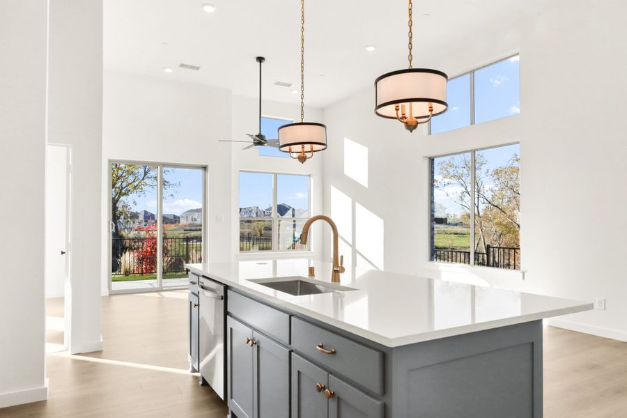 Furnished interior view inside a new home in Cottonwood Creek, Rowlett (Image 6).