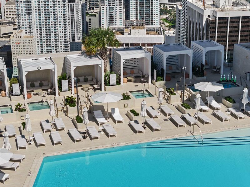 Community amenities in , Miami (Image 27). Community amenities in , Miami (Image 27).