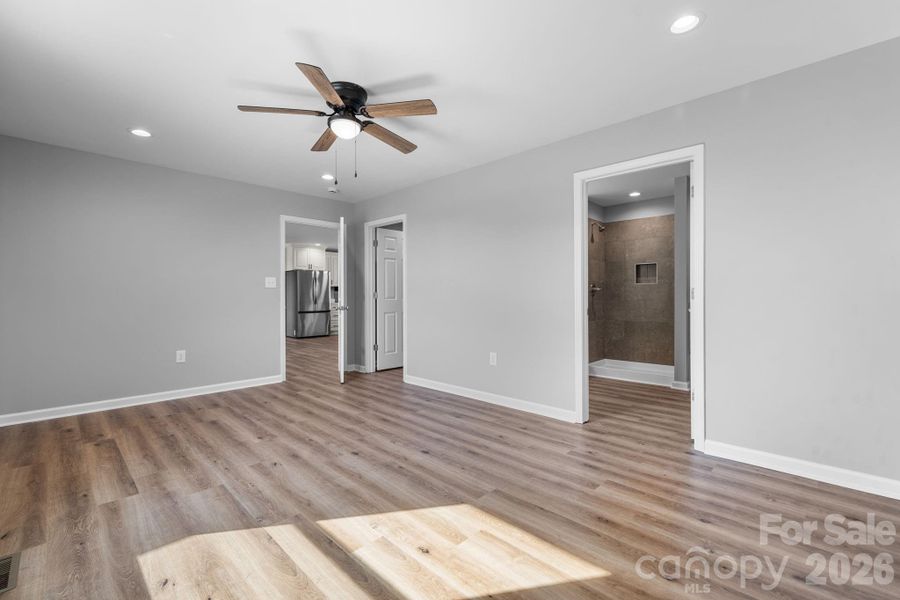 Spacious, unfurnished interior of a new home in , Morganton (Image 12).