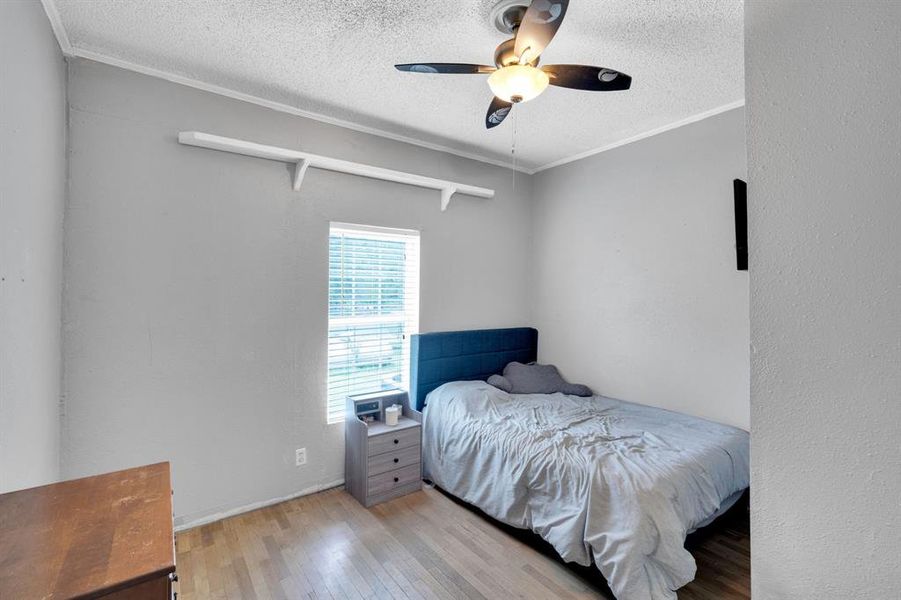 Furnished interior view inside a new home in , Cleburne (Image 10).