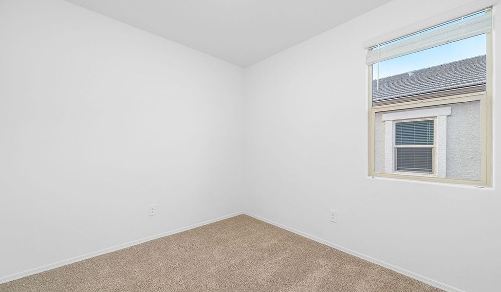 Spacious, unfurnished interior of a new home in Saguaro Bloom, Marana (Image 34).