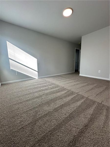 Spacious, unfurnished interior of a new home in , Griffin (Image 9).