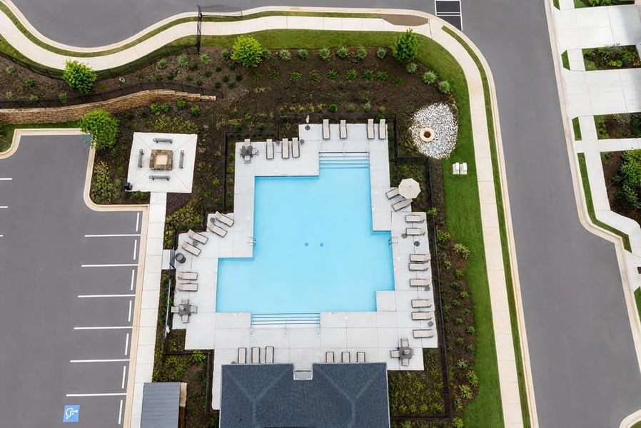 Community amenities in Chandler Run, Tucker (Image 24).