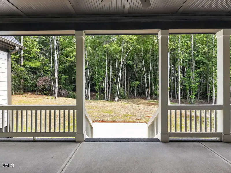041-1280x960-covered-porch 041-1280x960-covered-porch