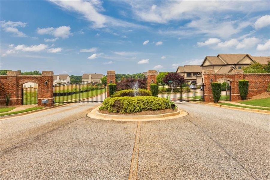 Image 39 of a home in Sutton's Landing.