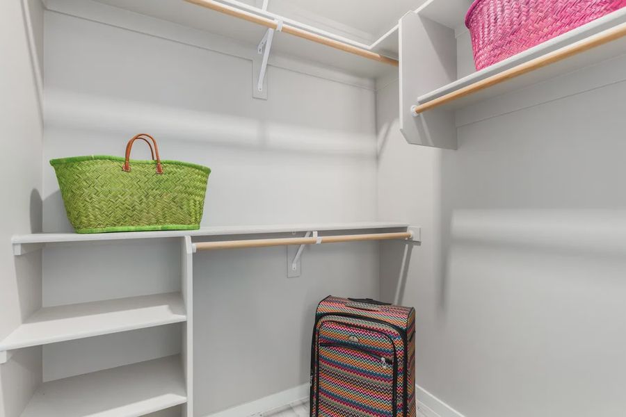 Representative interior finishes for a home built from the 2326 by Elliott Homes in Acacia at Santana, Yuma (Image 21).