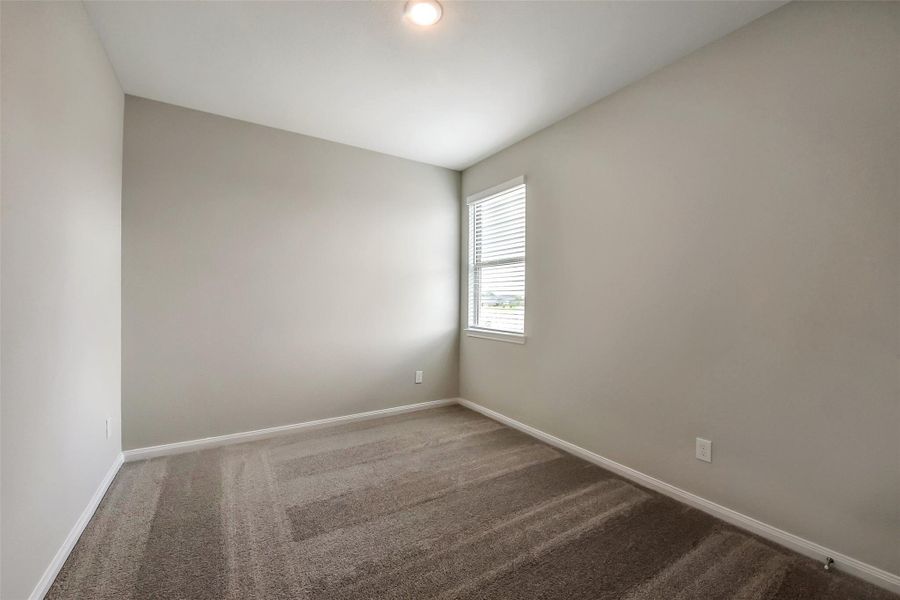 Image 17 of a home in Anderson Lakes.