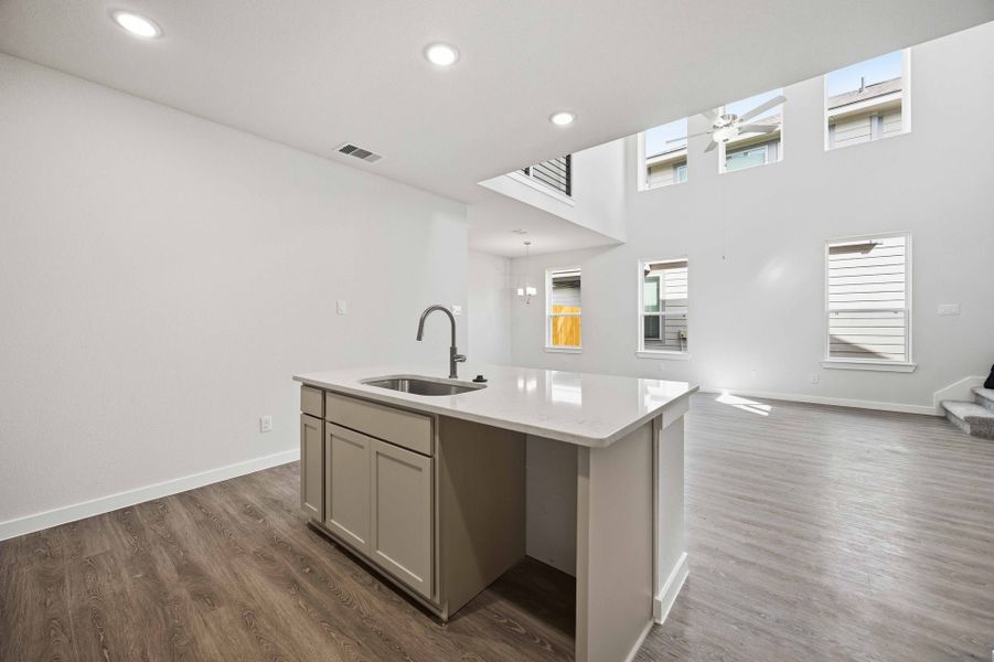 8115 Goliad Way - Matagorda - Kitchen