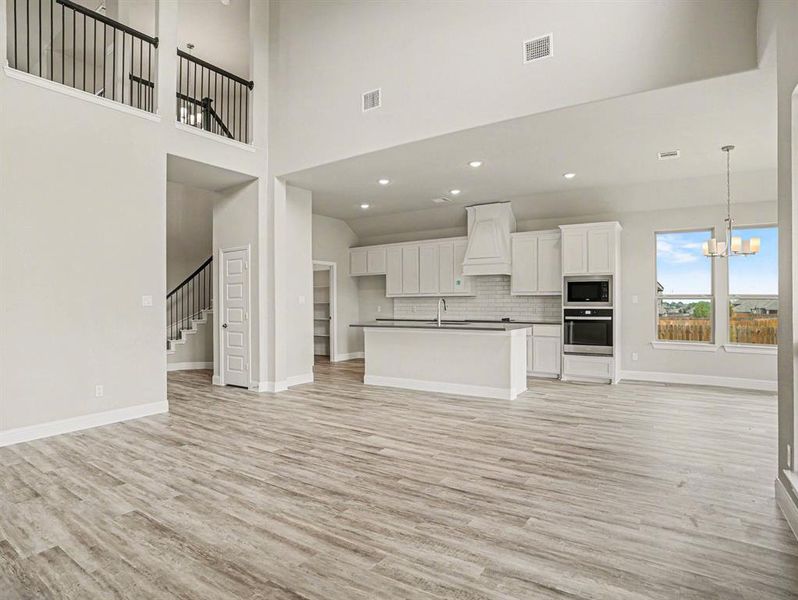Spacious, unfurnished interior of a new home in Cole Crossing Estates, DeSoto (Image 10).