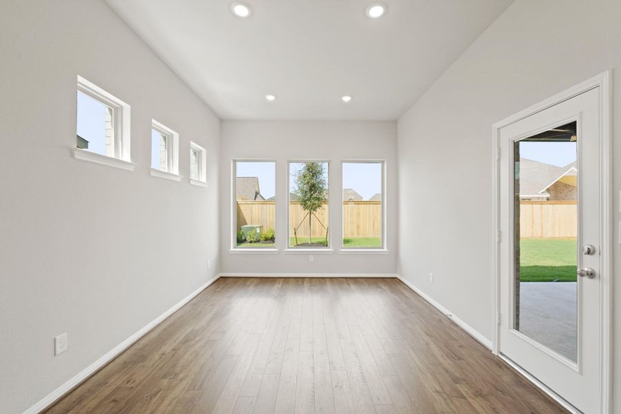 Spacious, unfurnished interior of a new home in Bridgeland 55', Cypress (Image 14).