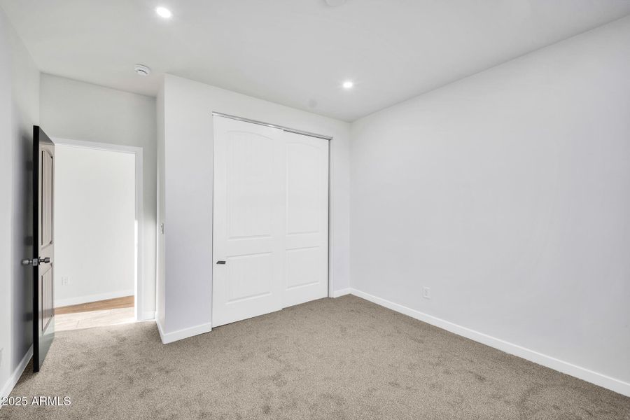 22548 W Huntington Dr-32_(2048) 22548 W Huntington Dr-32_(2048)