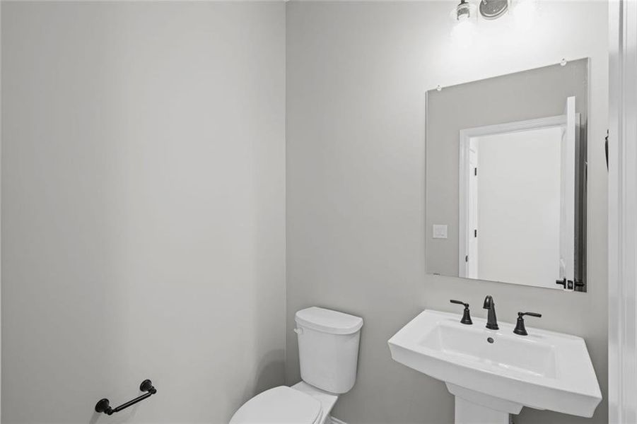 Furnished interior view inside a new home in Twin Lakes, Hoschton (Image 13).