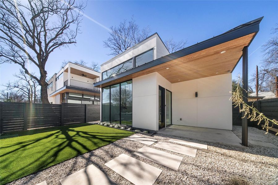 Exterior details and patio area of a home in , Austin (Image 23).