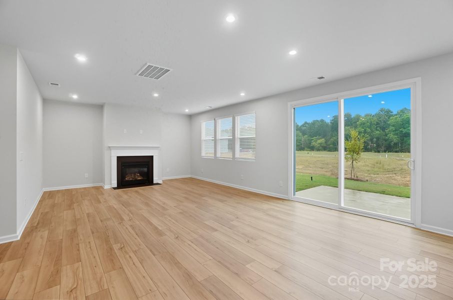 Spacious, unfurnished interior of a new home in Waxhaw Landing, Monroe (Image 31). Spacious, unfurnished interior of a new home in Waxhaw Landing, Monroe (Image 31).