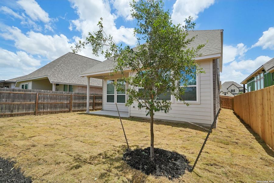 Exterior details and patio area of a home in Legacy at Lake Dunlap, New Braunfels (Image 3).