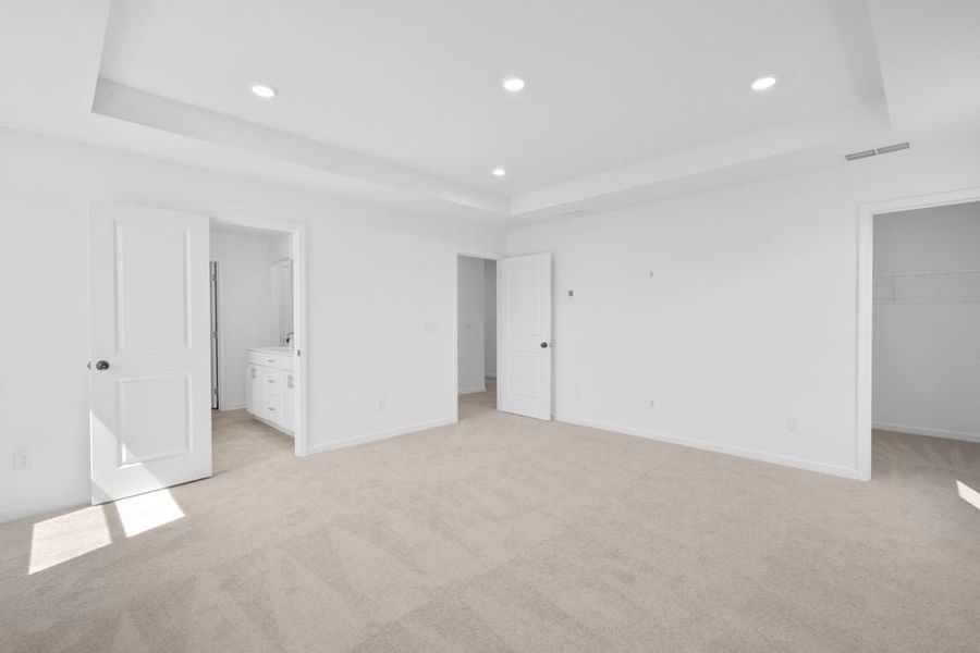 Spacious, unfurnished interior of a new home in Windance Lake, Loganville (Image 12).