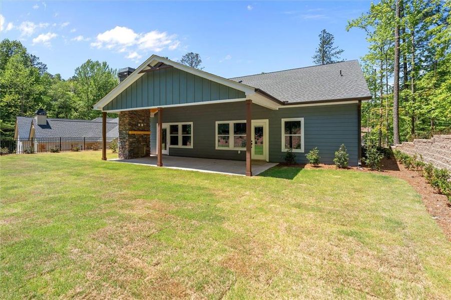 Exterior details and patio area of a home in , Villa Rica (Image 30).