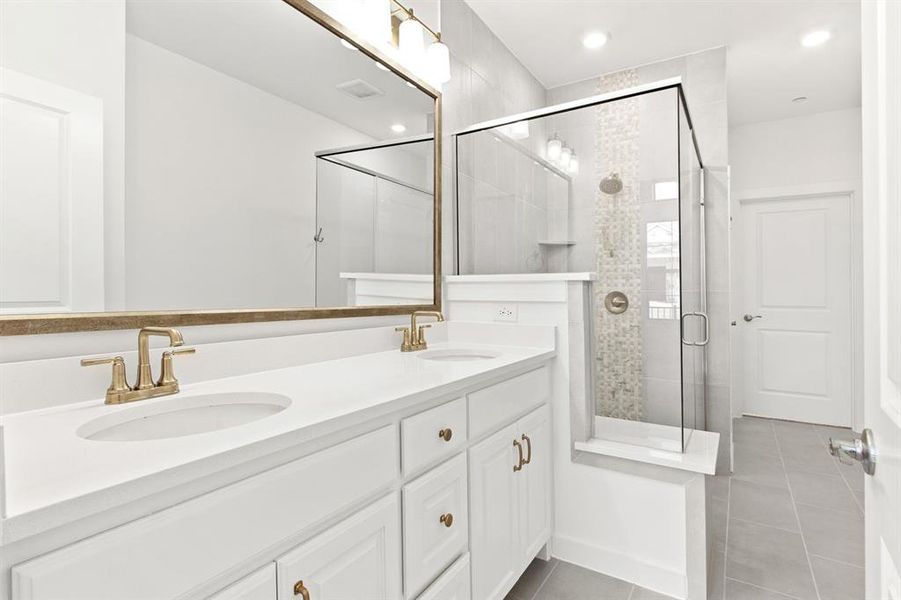 018-642OakridgeDrive-Wylie-TX-75098-PrimaryBathroom.jpg-FULL