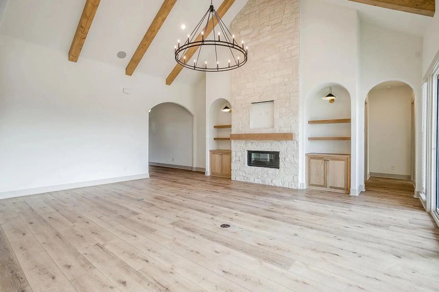 Representative unfurnished interior of a home built from the The Luke by Elmwood Custom Homes in Ranch at Stone Hill, Waxahachie (Image 40).