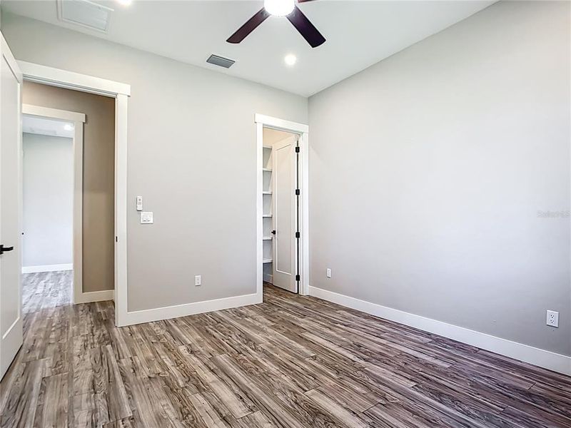 Spacious, unfurnished interior of a new home in , Englewood (Image 25).