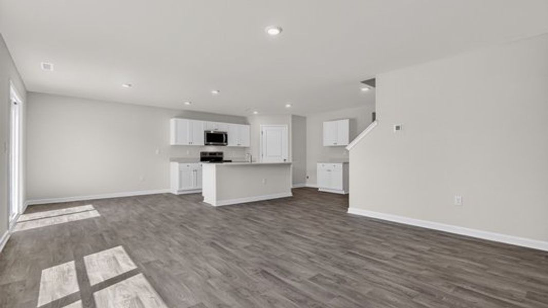 Spacious, unfurnished interior of a new home in Wilson's Ridge, Wilson's Mills (Image 10).