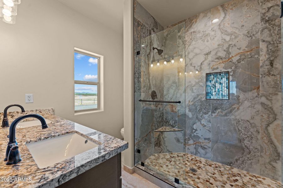 9-web-or-mls-DSC01882 9-web-or-mls-DSC01882