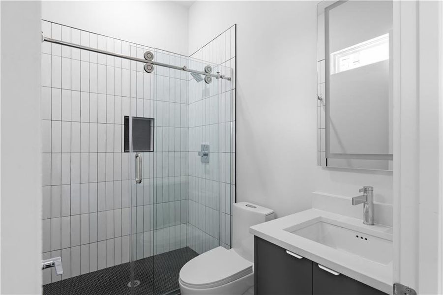 Furnished interior view inside a new home in , Atlanta (Image 47).