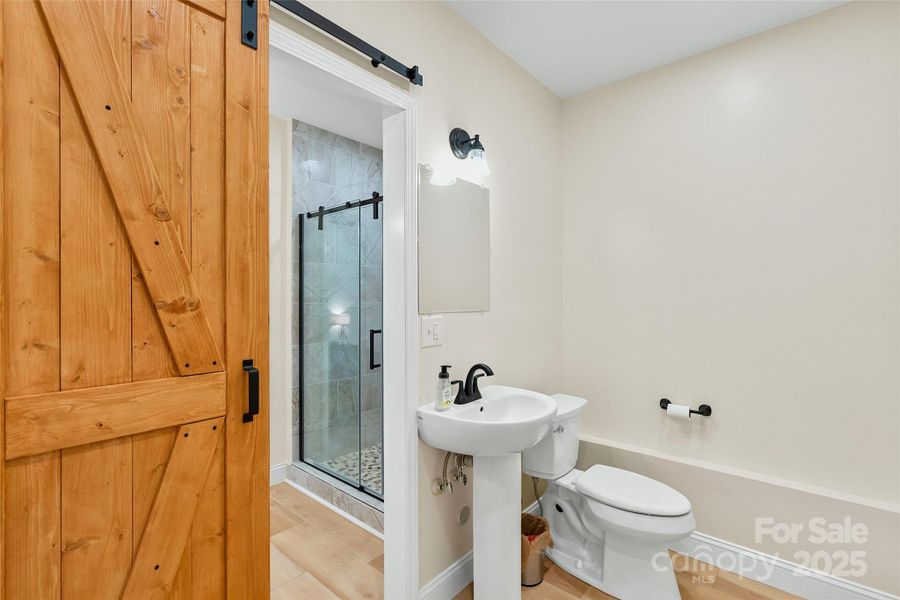 Furnished interior view inside a new home in , Lake Lure (Image 24).