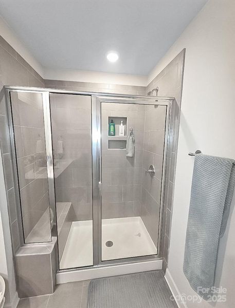 Primary En Suite Shower